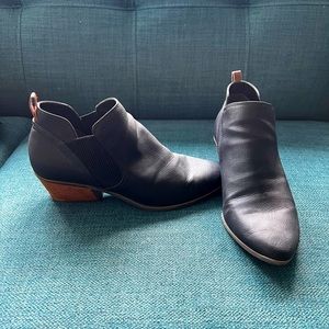Leather ankle boots